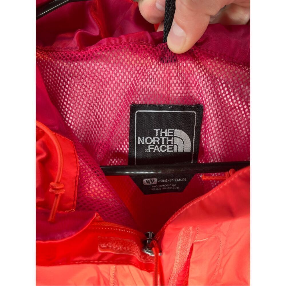 The North face | women bright colored rain coat with hood